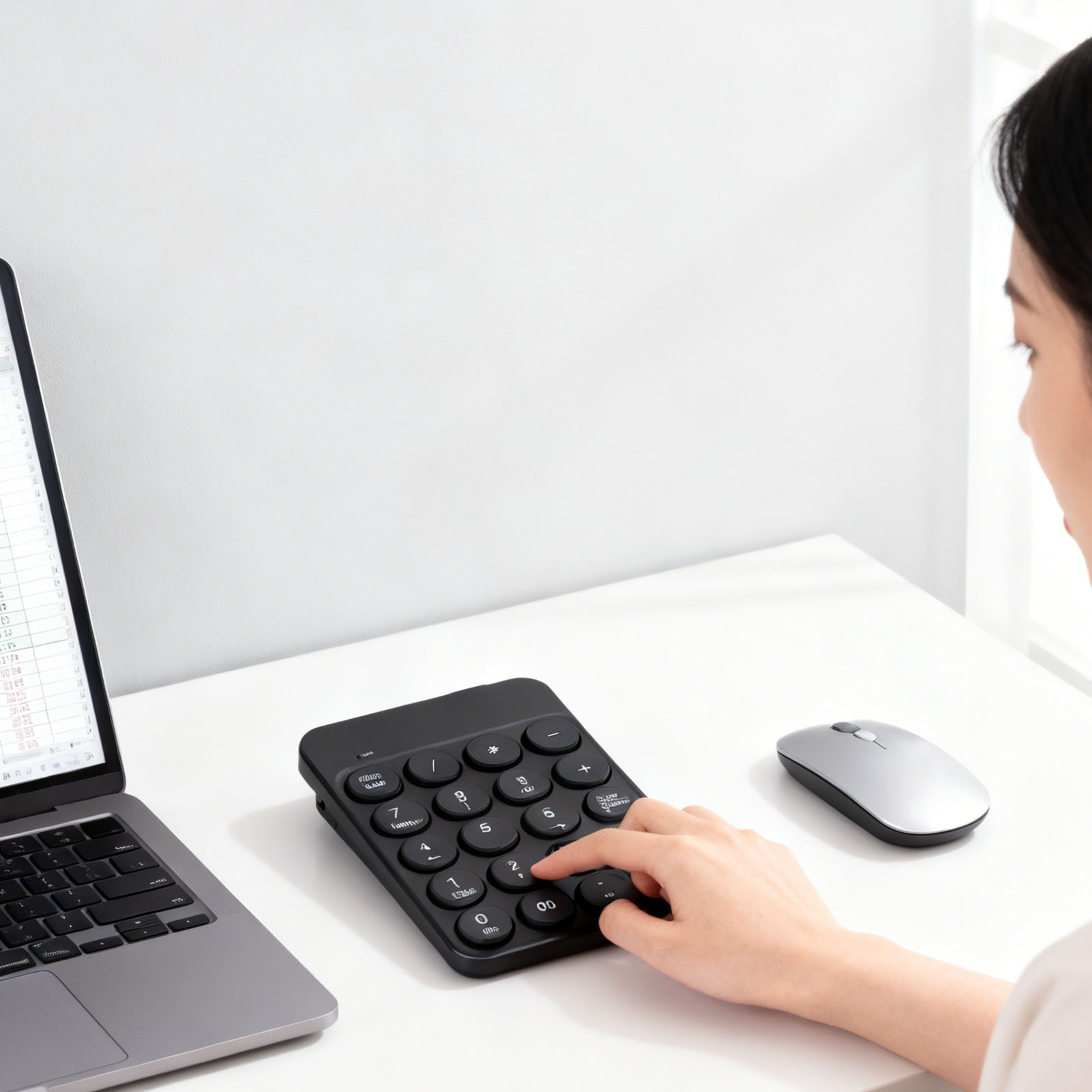 لوحة مفاتيح رقمية صغيرة مع أغط - مراجعة Keyboard Numpad Separate وسعره