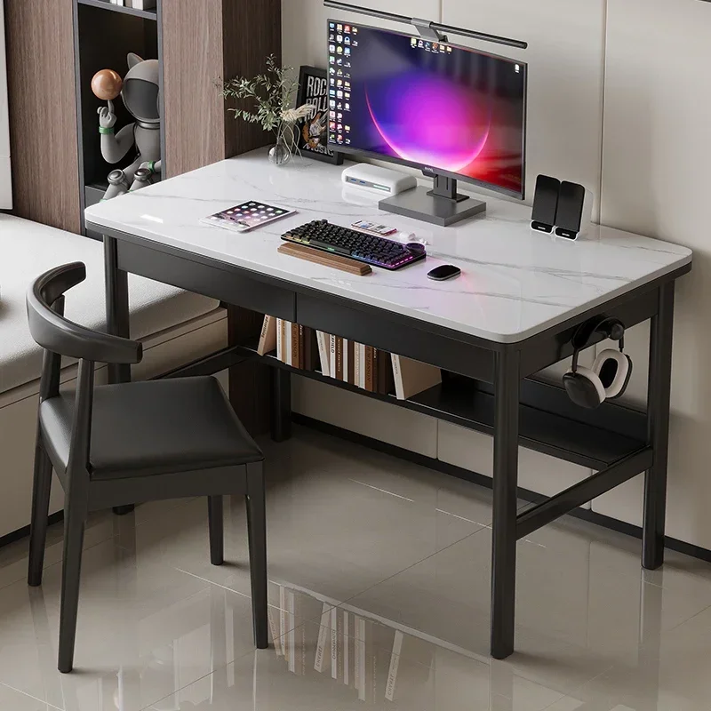 طاولات مكتبية منزلية للكمبيوتر - مراجعة Gaming Accessories Officeworks وسعره